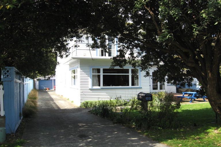 Photo of property in 69 Wyndrum Avenue, Waterloo, Lower Hutt, 5011