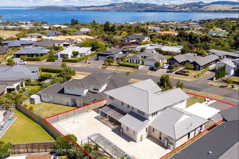 Photo of property in 28 Magnolia Rise, Waipahihi, Taupo, 3330