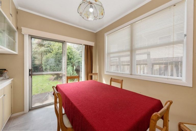 Photo of property in 10 Kensington Place, Fairfield, Hamilton, 3214