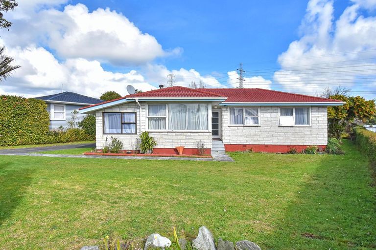 Photo of property in 95 Chichester Drive, Rosehill, Papakura, 2113