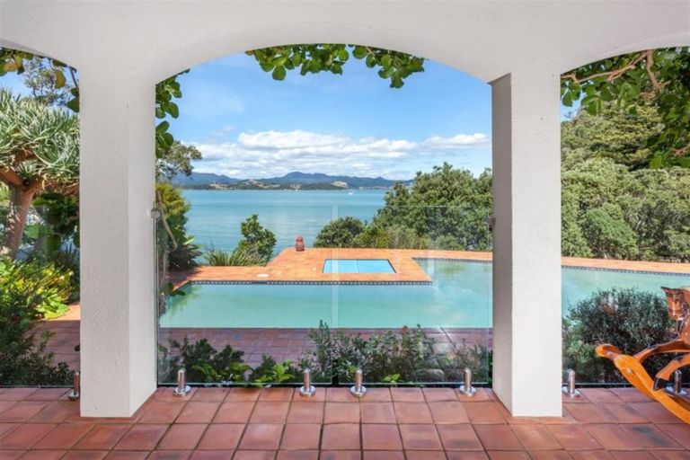 Photo of property in 835 Wyuna Bay Road, Wyuna Bay, Coromandel, 3581