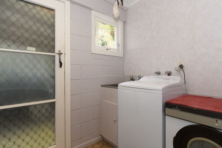 Photo of property in 16 The Drive, Brookfield, Tauranga, 3110