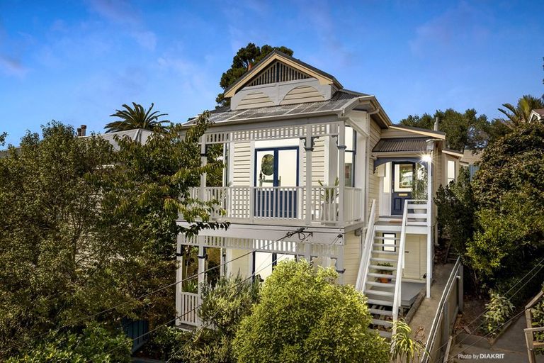 Photo of property in 7 Manley Terrace, Newtown, Wellington, 6021