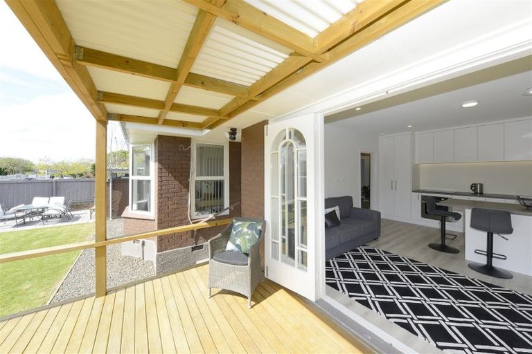 Photo of property in 1/164 Blighs Road, Strowan, Christchurch, 8052