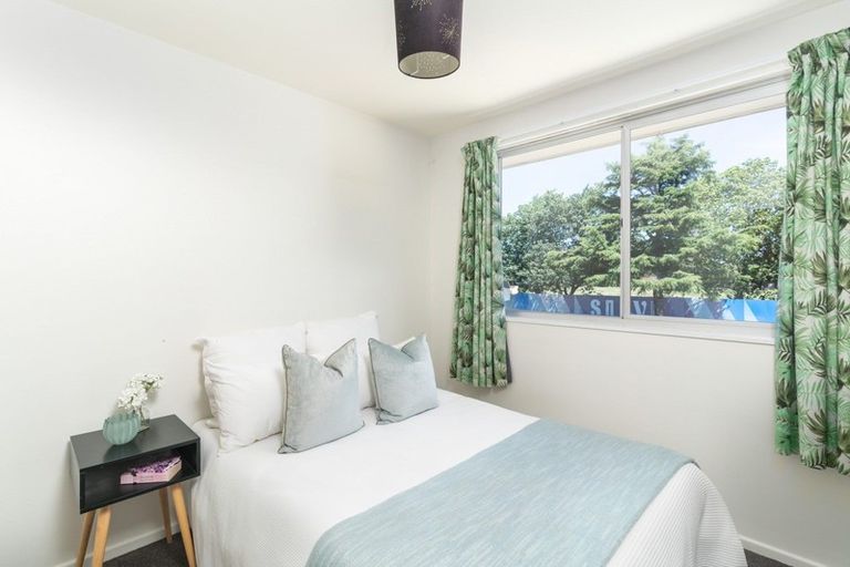 Photo of property in 1/15 Dovedale Avenue, Ilam, Christchurch, 8041