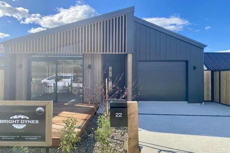 Photo of property in 22 Booth Drive, Cromwell, 9310