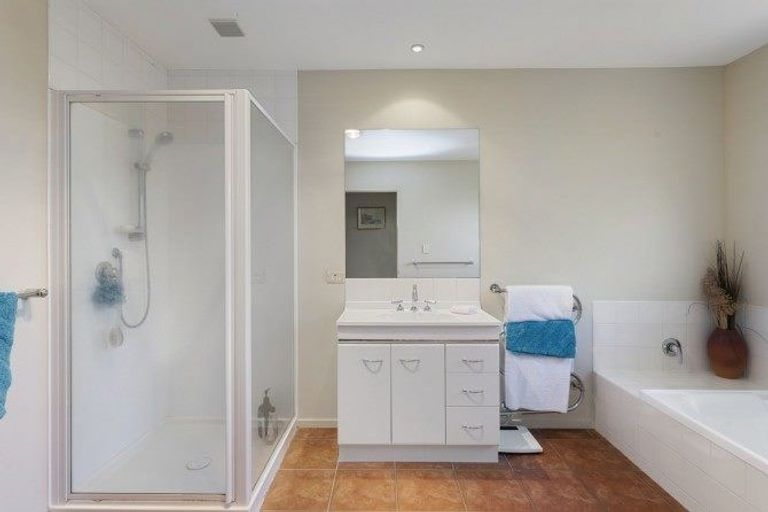 Photo of property in 4 Cobden Place, Woodend, 7610