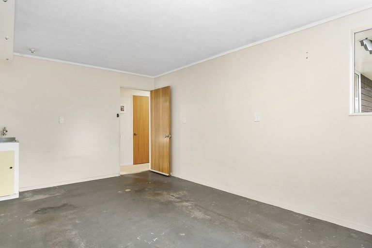 Photo of property in 3/205 Oxford Street, South Dunedin, Dunedin, 9012