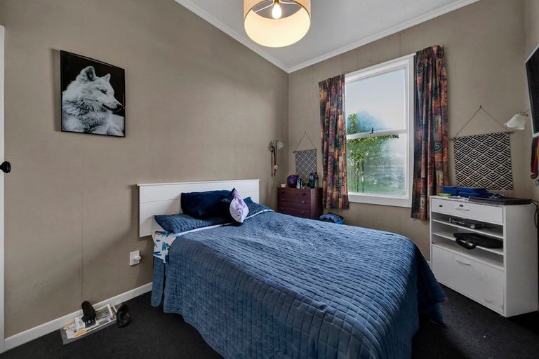 Photo of property in 17 Grey Street, Hawera, 4610