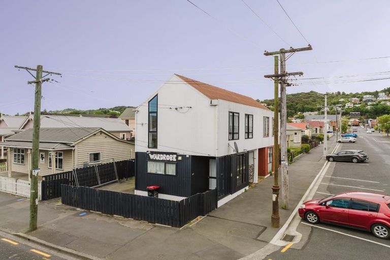 Photo of property in 47 Howe Street, North Dunedin, Dunedin, 9016
