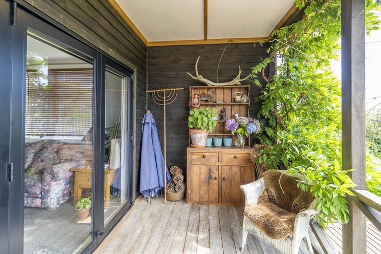 Photo of property in 3 Shrewsbury Street, Riverton/aparima, Riverton, 9822