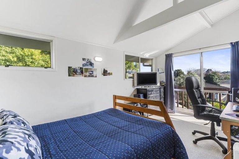 Photo of property in 24 Hyperion Drive, Randwick Park, Auckland, 2105