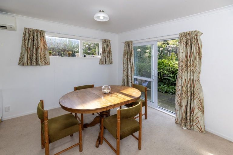 Photo of property in 9 Kotare Street, Waikanae, 5036