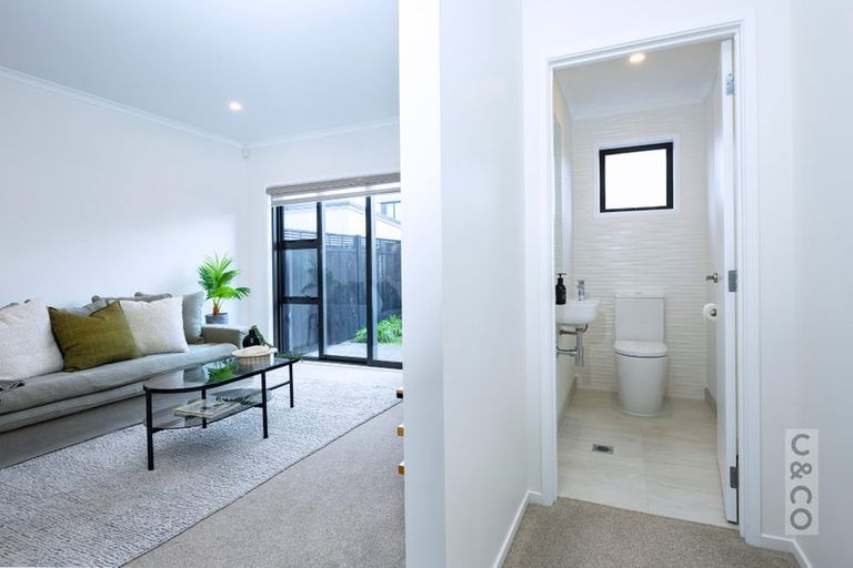 Photo of property in 24 Manarini Road, Westgate, Auckland, 0614