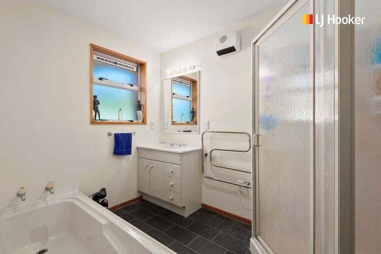 Photo of property in 8 Benfell Street, Green Island, Dunedin, 9018