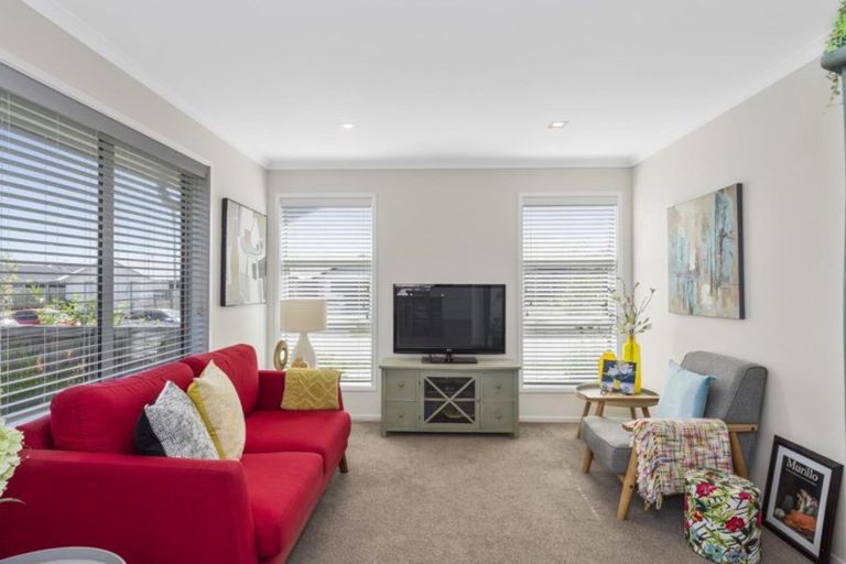 Photo of property in 89 Puhirake Crescent, Pyes Pa, Tauranga, 3112