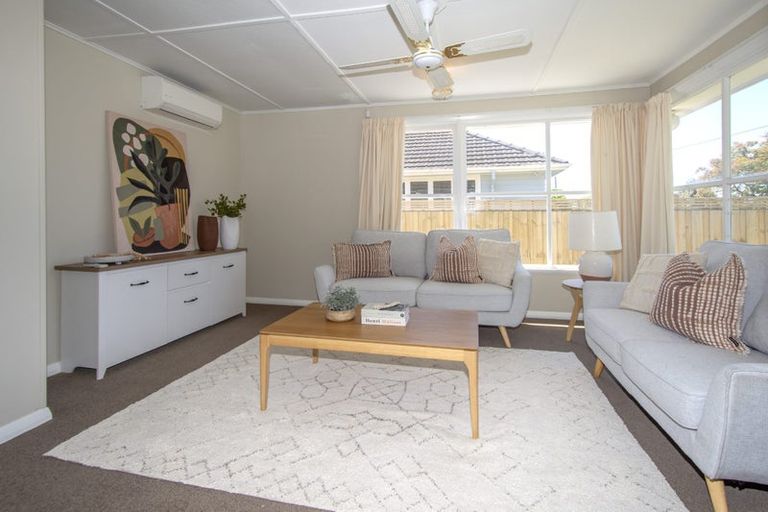Photo of property in 75 Bower Avenue, New Brighton, Christchurch, 8083