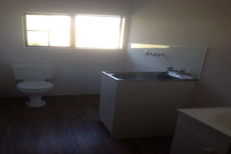 Photo of property in 85c Oxford Street, Tawa, Wellington, 5028