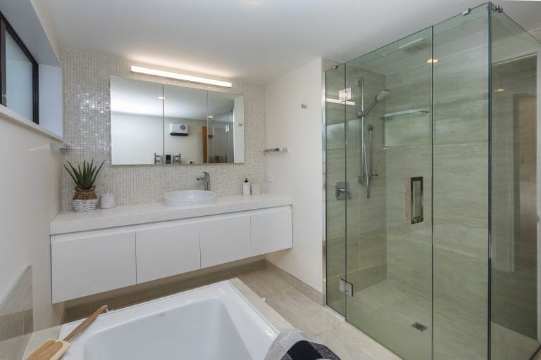 Photo of property in 9 Frith Place, Burnside, Christchurch, 8053