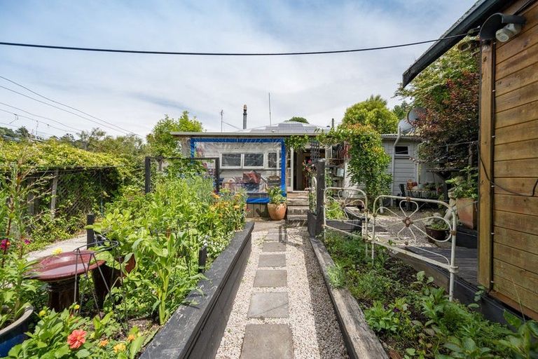 Photo of property in 6 Rentone Street, Stepneyville, Nelson, 7010