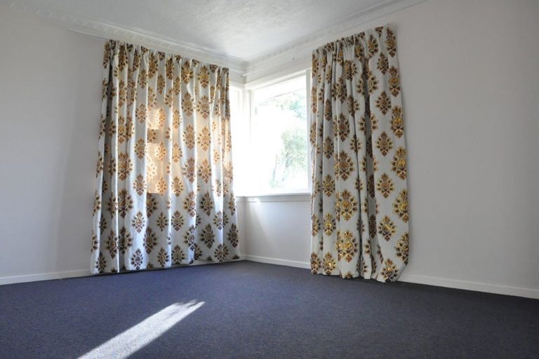 Photo of property in 1 Oakhurst Place, Russley, Christchurch, 8042