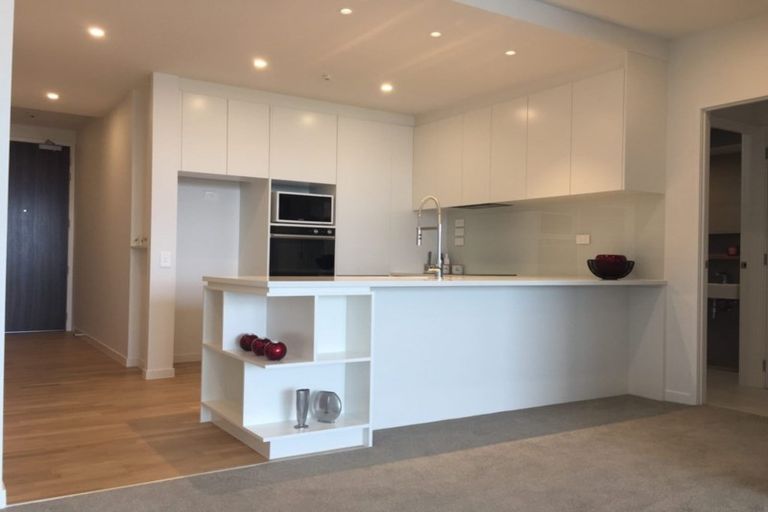 Photo of property in 304/8a Lake Pupuke Drive, Takapuna, Auckland, 0622