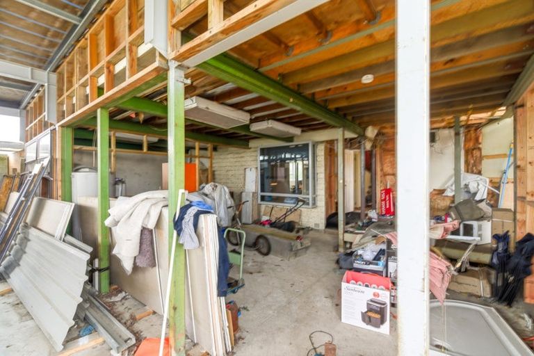 Photo of property in 117 Oakhampton Street, Hornby, Christchurch, 8042