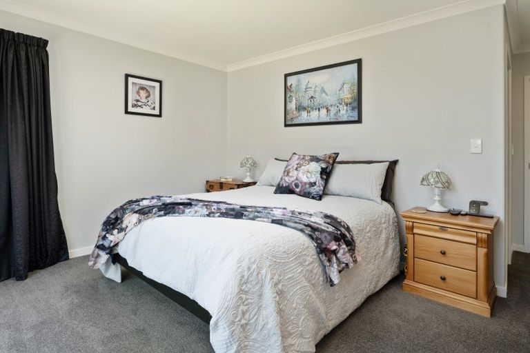 Photo of property in 10 Admiralty Place, Waikawa, Picton, 7220