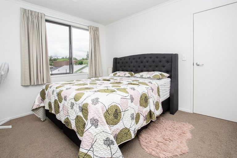 Photo of property in 1/6 Page Place, Hamilton East, Hamilton, 3216