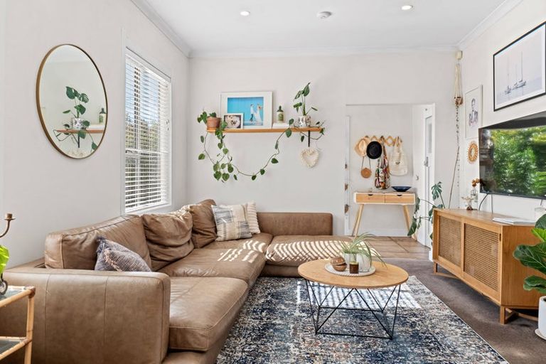 Photo of property in 12 Richmond Street, Fitzroy, New Plymouth, 4312