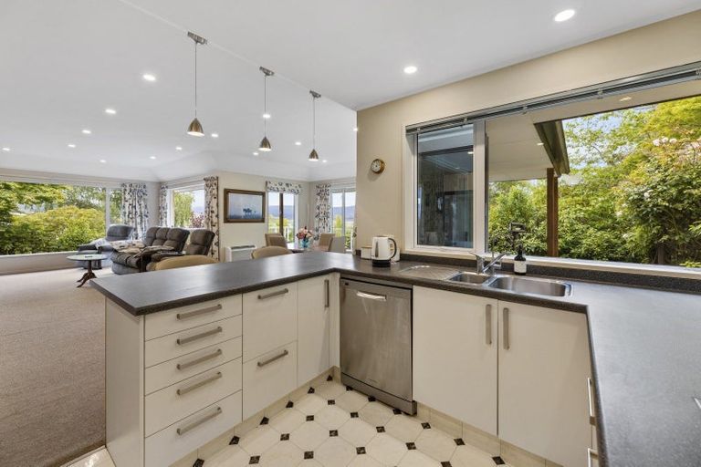 Photo of property in 7 Sandhead Street, Waihola, Milton, 9073