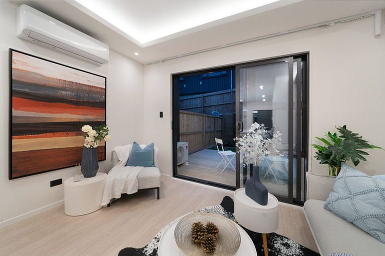 Photo of property in 9/52 Newington Road, Henderson, Auckland, 0612