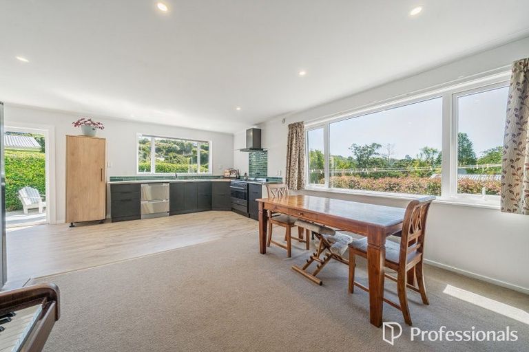 Photo of property in 13 Stratton Street, Normandale, Lower Hutt, 5010