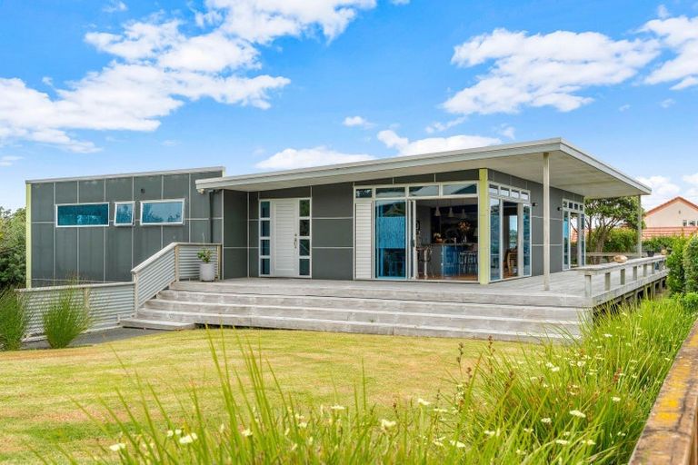 Photo of property in 6 Moeatoa Lane, Baylys Beach, Dargaville, 0377