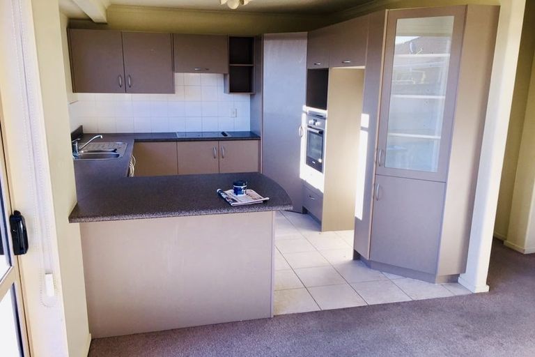 Photo of property in 6 Mckenzie Place, Rototuna North, Hamilton, 3210