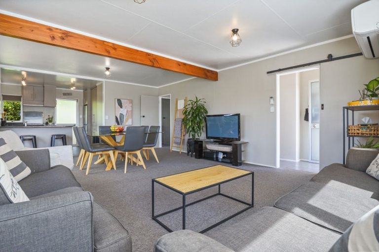 Photo of property in 14 Burton Place, Owhata, Rotorua, 3010