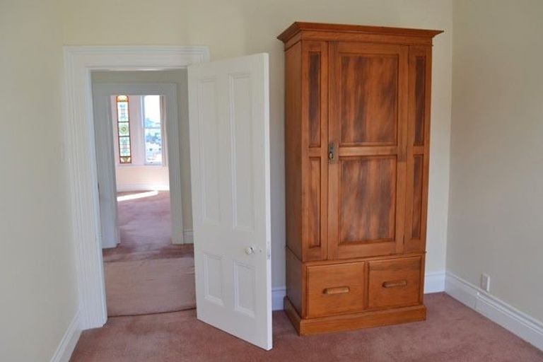 Photo of property in 15 Kenwyn Terrace, Newtown, Wellington, 6021