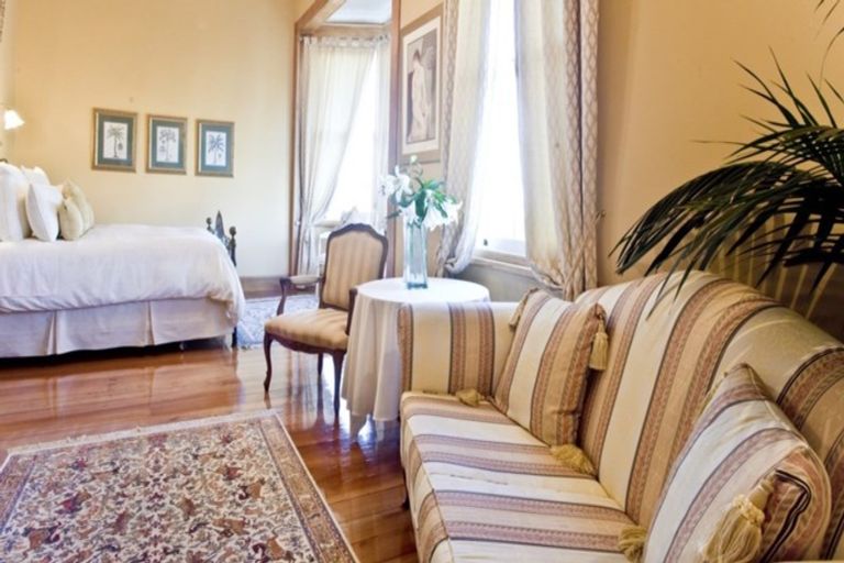 Photo of property in Mchardy Homestead, 11 Bracken Street, Hospital Hill, Napier, 4110