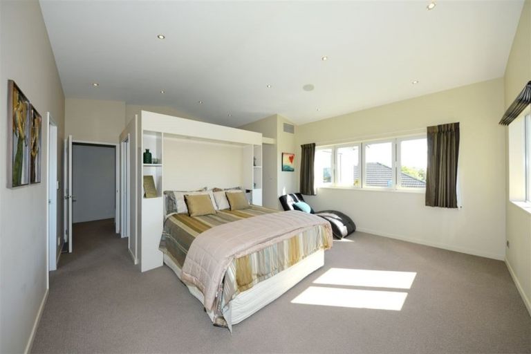 Photo of property in 156a Avonhead Road, Ilam, Christchurch, 8041