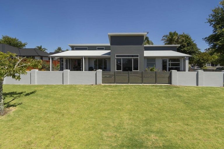 Photo of property in 5 Redhaven Place, Bethlehem, Tauranga, 3110