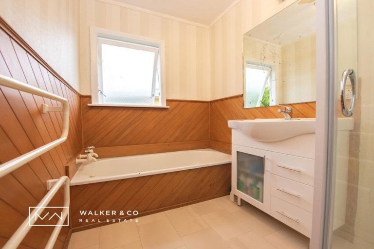 Photo of property in 53 Karamu Crescent, Wainuiomata, Lower Hutt, 5014