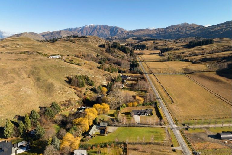 Photo of property in 472 Speargrass Flat Road, Speargrass Flat, Queenstown, 9371