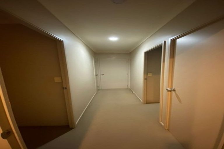 Photo of property in 33 Malaspina Place, Papatoetoe, Auckland, 2025