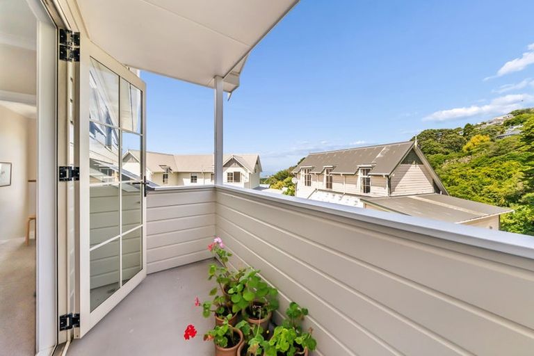 Photo of property in 39a Mana Street, Vogeltown, Wellington, 6021