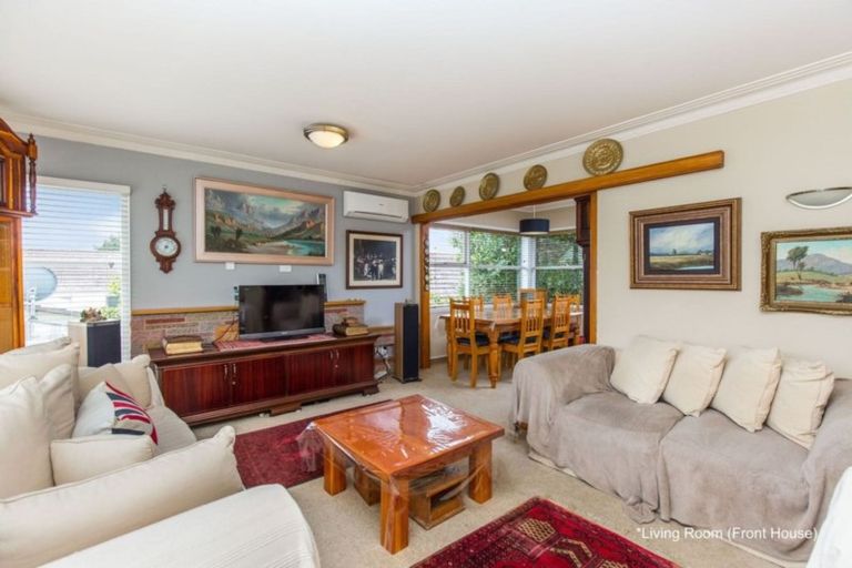 Photo of property in 22 Botany Road, Howick, Auckland, 2010