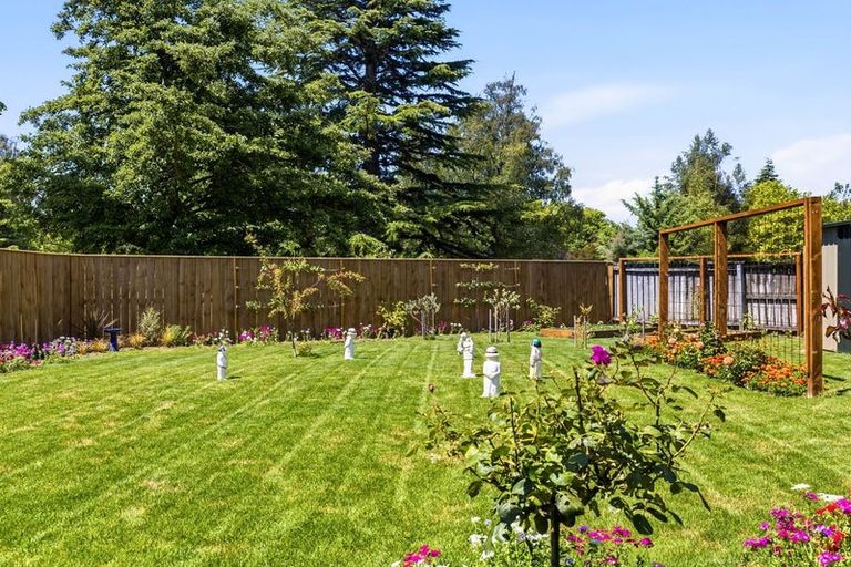 Photo of property in 21 Ngahana Place, Turangi, 3334