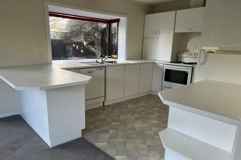 Photo of property in 2/65 Pohutukawa Street, Woburn, Lower Hutt, 5011