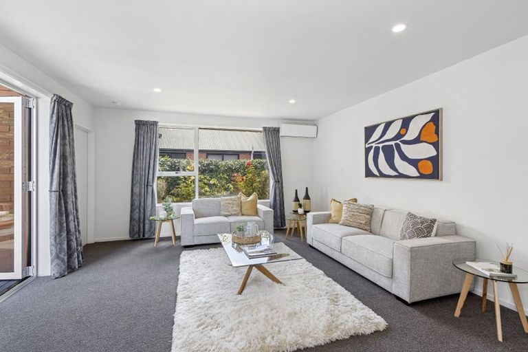 Photo of property in 1e Thorrington Lane, Cashmere, Christchurch, 8022