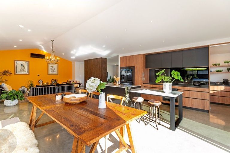 Photo of property in 137 Potae Avenue, Riverdale, Gisborne, 4010