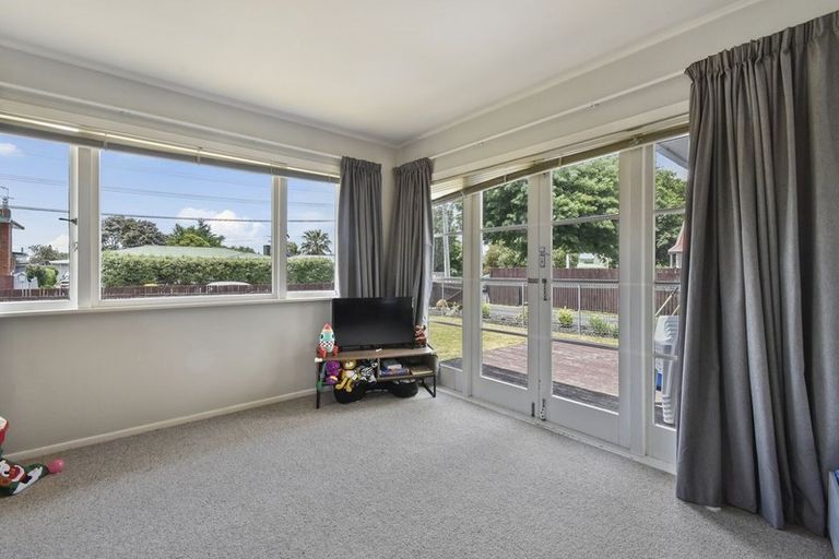 Photo of property in 26 Cosgrave Road, Papakura, 2110